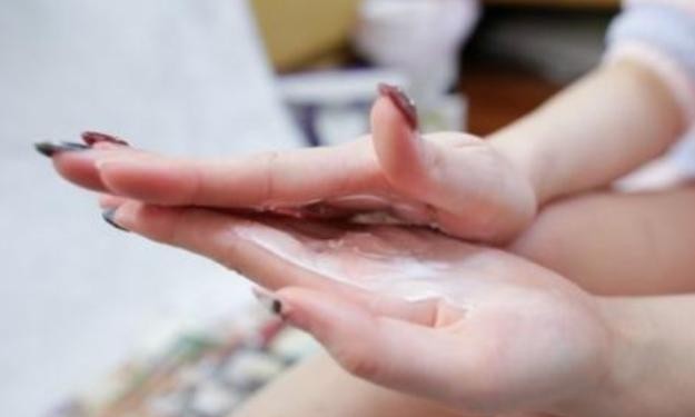  [不见]为啥这么多人用大牌的护肤品，仍然不见效果？顺序搞错难怪皮肤差
