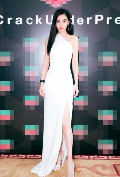 黄晓明快管管你媳妇吧!Angelababy白色裙子，开叉到大腿根?