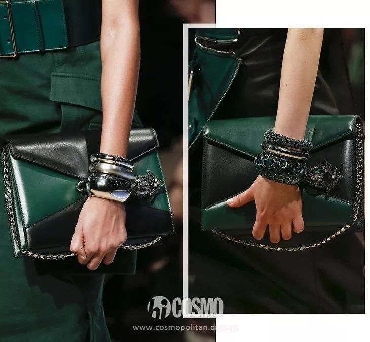 买那么多包,都不如买一只有“安全门”的包!