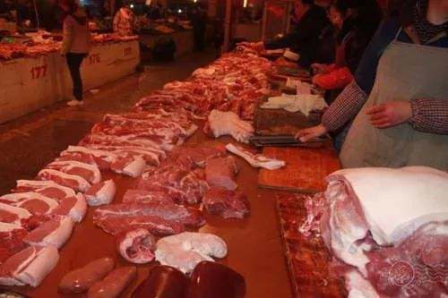 为啥农村人不愿意买母猪肉？老屠夫说出真相，看看你猜对了吗？
