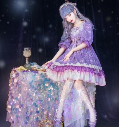  『凹出』lo娘太有才了，将婚纱“倒着”当袜子穿，凹出仙鹤腿美呆了