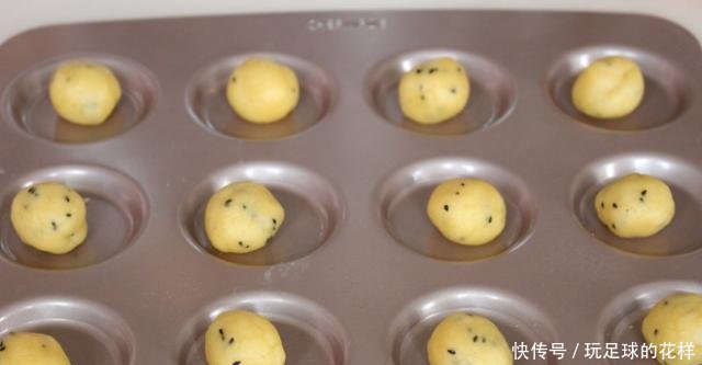  喜欢■年纪轻轻就一头白发这吃食坚持吃，头发乌黑靓丽，比护发素还好