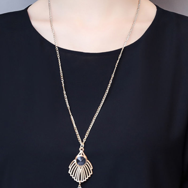 大热的天，建议40-55岁女人尽量多穿裙子，少穿裤子，洋气