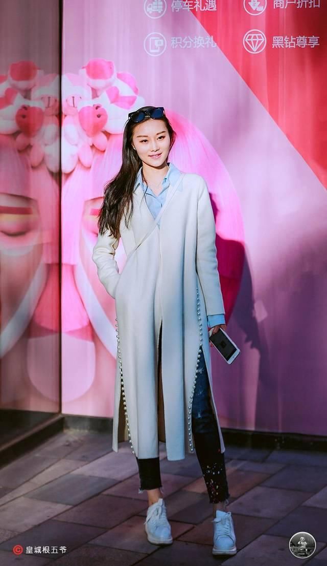  『对自己』如果你肯用心穿着打扮，多把握一些穿衣打扮的方式，你一样是女神