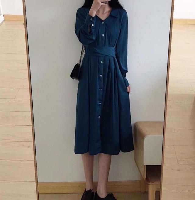 『用时尚裙装谱写春季』用时尚潮流夏裙铸就春天美丽的“协奏曲”,给你比时尚潮流精“略胜一筹”