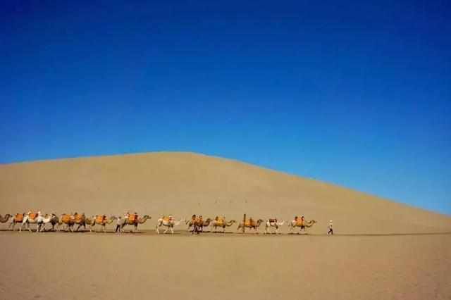 甘肃敦煌通高铁 ▏对于有西北梦的人来说，一件让人欣喜若狂的事