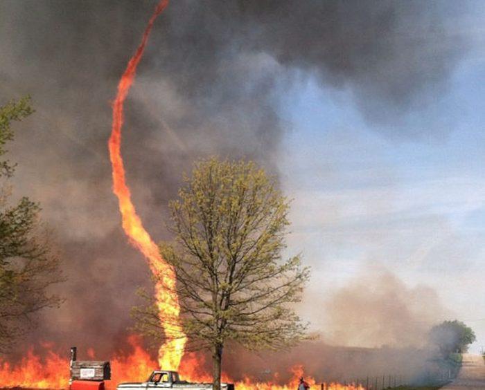 难以置信的美丽　地球上奇异的自然现象　看完涨知识了！