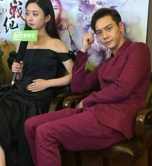 赵丽颖手扶大肚未婚先孕，孩子他爸来路不明，谢娜:恋爱都没谈