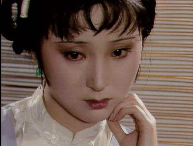 薛宝钗在《红楼梦》中竟然没做过梦,贾宝玉和