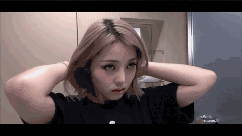 短发蒋欣画风变了！剪发堪比“整容”的还有谁？