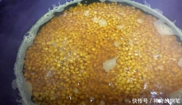  『谈谈』从钓获这条金鳞红尾的野生鲤鱼，谈谈我钓鲤鱼的经验，重点在窝料