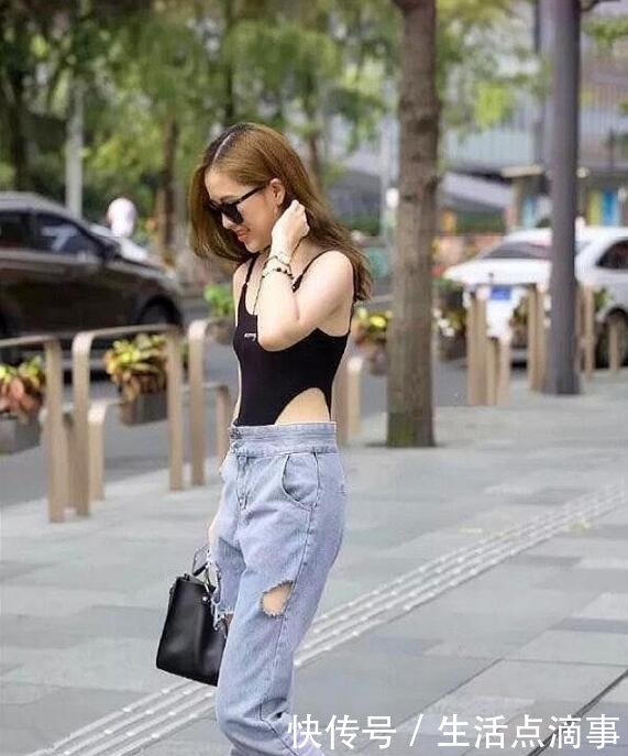 『仙女』街拍美图,体态优美大长腿,仙女般一样谁不喜欢?