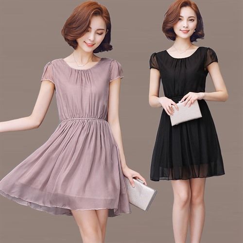 身材丰满的女人不要穿裙子，穿这样的“小女人”旗袍，风情万种