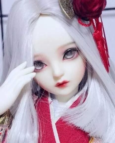 心理测试:选一个你最喜欢的娃娃,测出你身上哪个部位最吸引人?