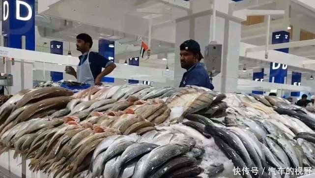 迪拜真的非常富有?来看看他们的菜市场,你就知道迪拜是什么样子