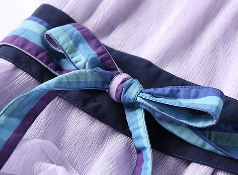 女人不一定漂亮，但一定要有气质，十款“气质套装”，减龄有活力