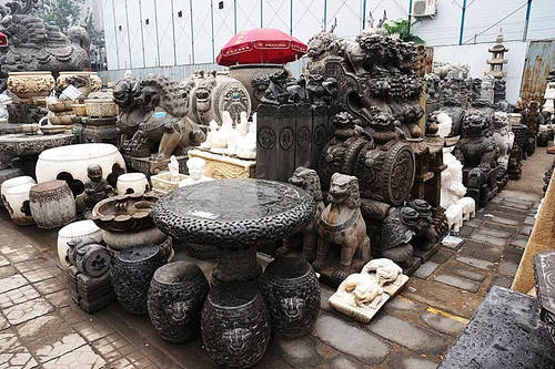 中国最“大”旧货市场，共有4000多家商户，不懂行的最好别去