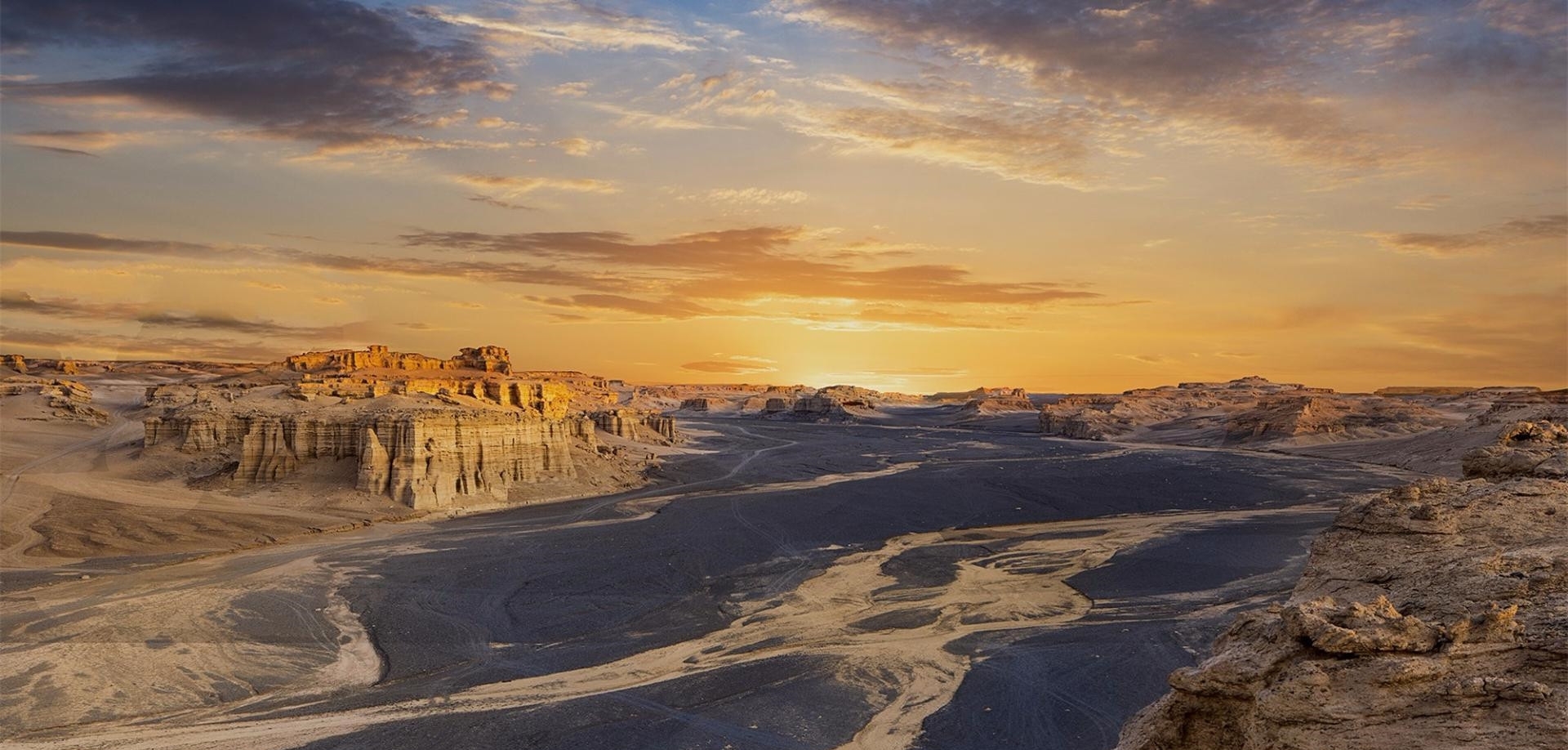 死亡之海罗布泊重新“复活”，湖泊面积一万平方公里，水从哪来？