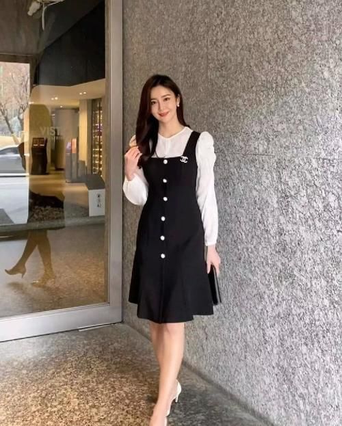  「衬衫叠穿」衬衫升级了！这么叠穿，好看又高级！