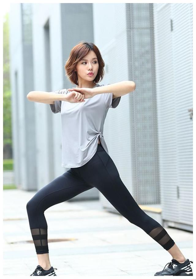 美图:听说现在穿紧身裤的女生，很迷人，看到图3我信了!