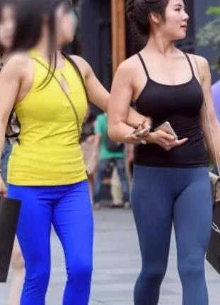 当你走在街上，看到最多的就是穿打底裤的小姐姐，尽显优美曲线