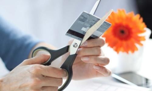 这5类信用卡一定要注销，会影响你个人信用！看看你有没有？