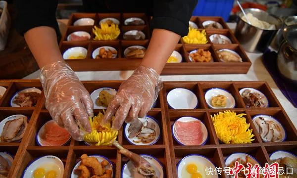  恕我直言@恕我直言，绝大多数人吃过桥米线的方法都错了