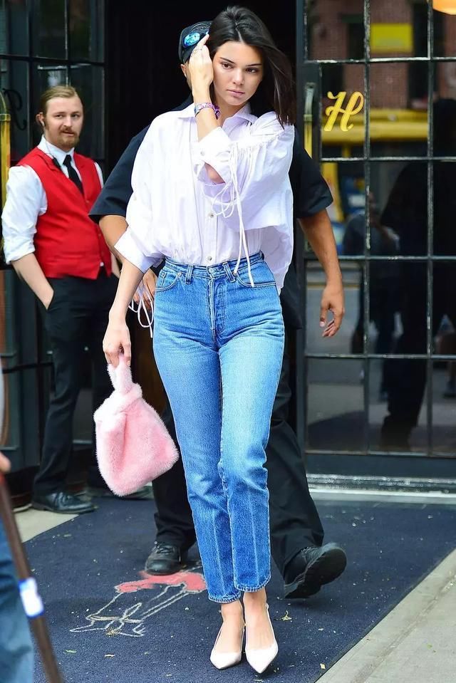 慵懒甜美超酷girl，卡戴珊家金小妹!