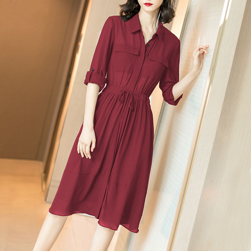 丈母娘来我串门，身上穿的欧货裙真洋气好看，压根不敢信有50岁