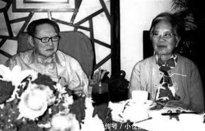  『后头』初见相看两厌，婚后甜蜜50年，病重入院后，他：只求死在妻子后头