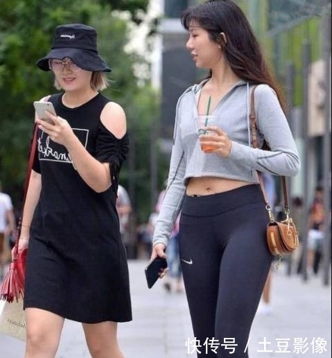 「美女」街拍:娇美气质的紧身打底裤美女,优美身姿让人着迷!