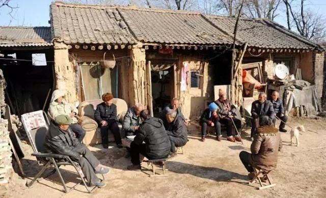 农村俗语：一年两个春，带毛的贵似金，啥叫两个春？带毛的为啥贵