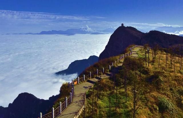 四大佛教名山，普陀山和峨眉山上榜