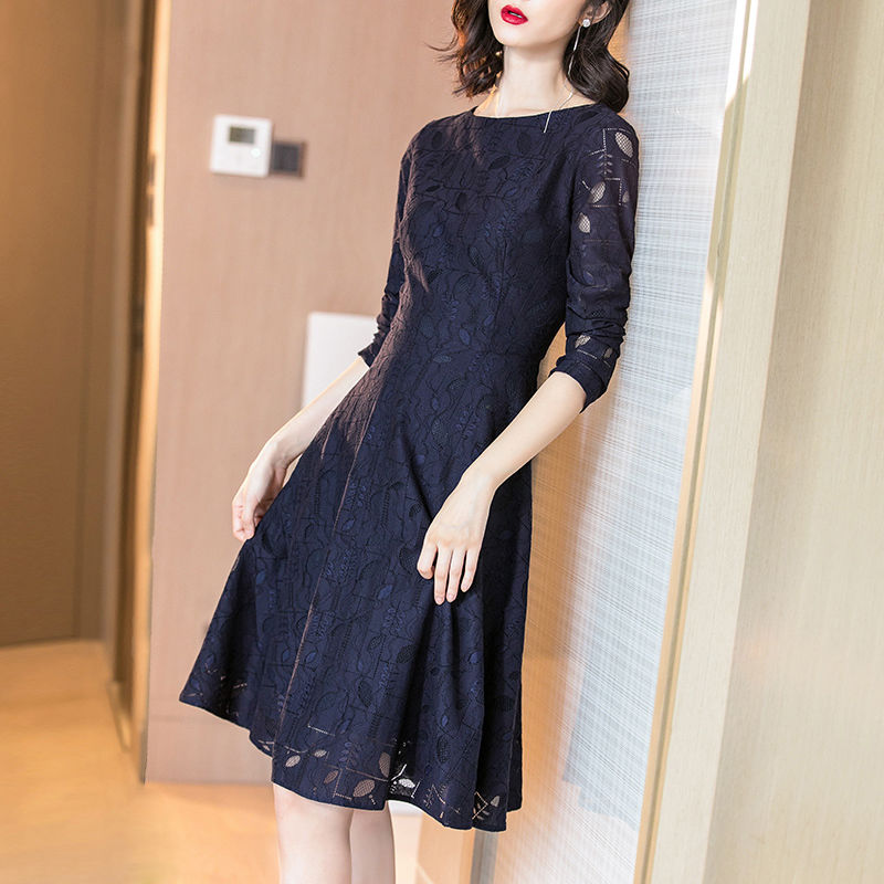 奔四奔五的职业女性来一件这样的秋装，搭配小高跟，想不美都难