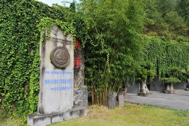  『丽江』你说！比大理丽江更值得去的地方，是云南这座极边小城