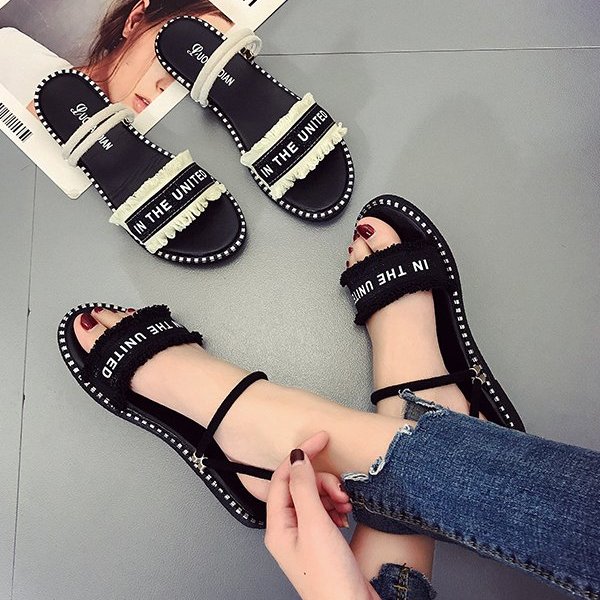 靓丽新款女凉鞋，修饰双足，三伏天穿清凉到爆