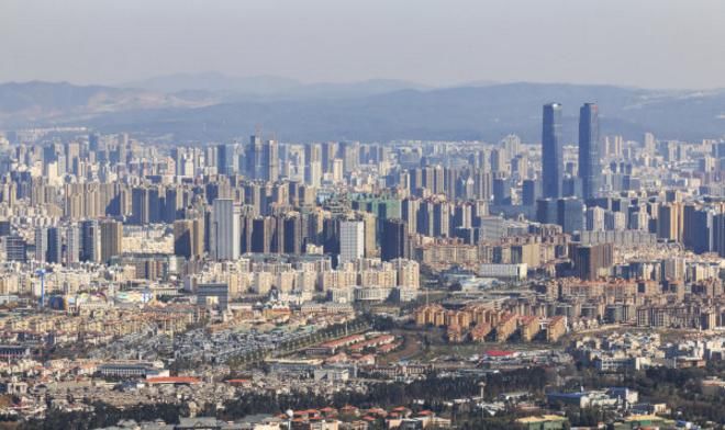  现一■继成都、重庆之后，西南又现一“黑马城市”，将呈现三足鼎立局面