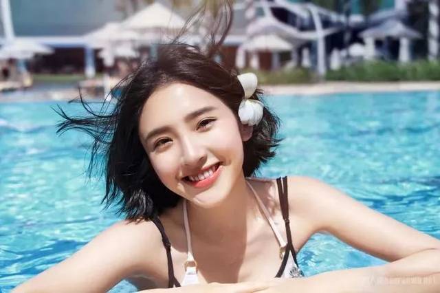 看了唐艺昕的化妆台，终于知道为什么张若昀那么喜欢她了！