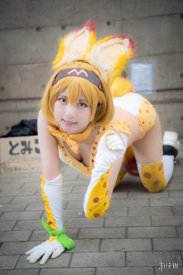 黑丝的诱惑把持不住！超会穿丝袜的樱花妹福利美腿照