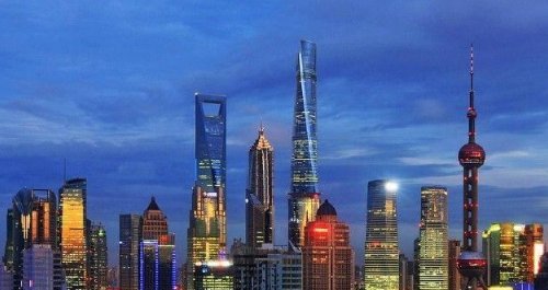 成都、南京、武汉三个城市,哪个将会率先成为一线城市！