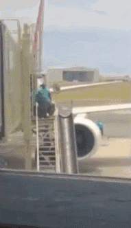 日本成田机场又火了! 这魔鬼细节简直变态!