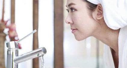 你多年来的“洗脸习惯”对还是不对?看完这些你就明白了!