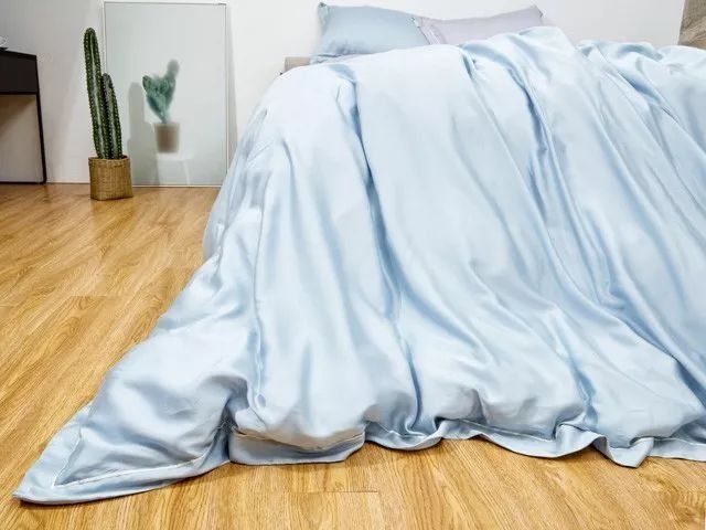 比真丝还滑、比纯棉还透气、比亚麻还凉爽的床品，真的存在!丨品
