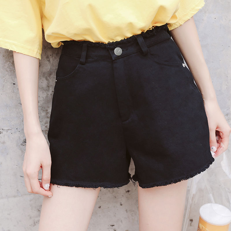 姑娘你的短裤都到屁股了还不穿安全裤，是想上街热死所有男人嘛