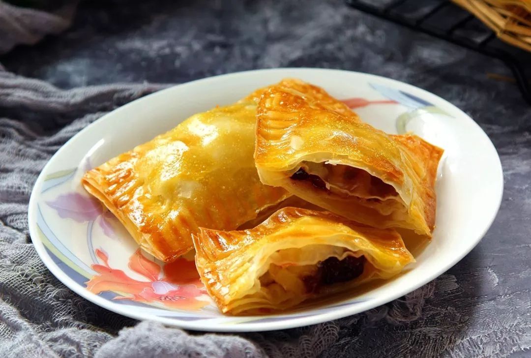  适量：馄饨皮，原来还能这么吃！做法简单又好吃，一学就会！