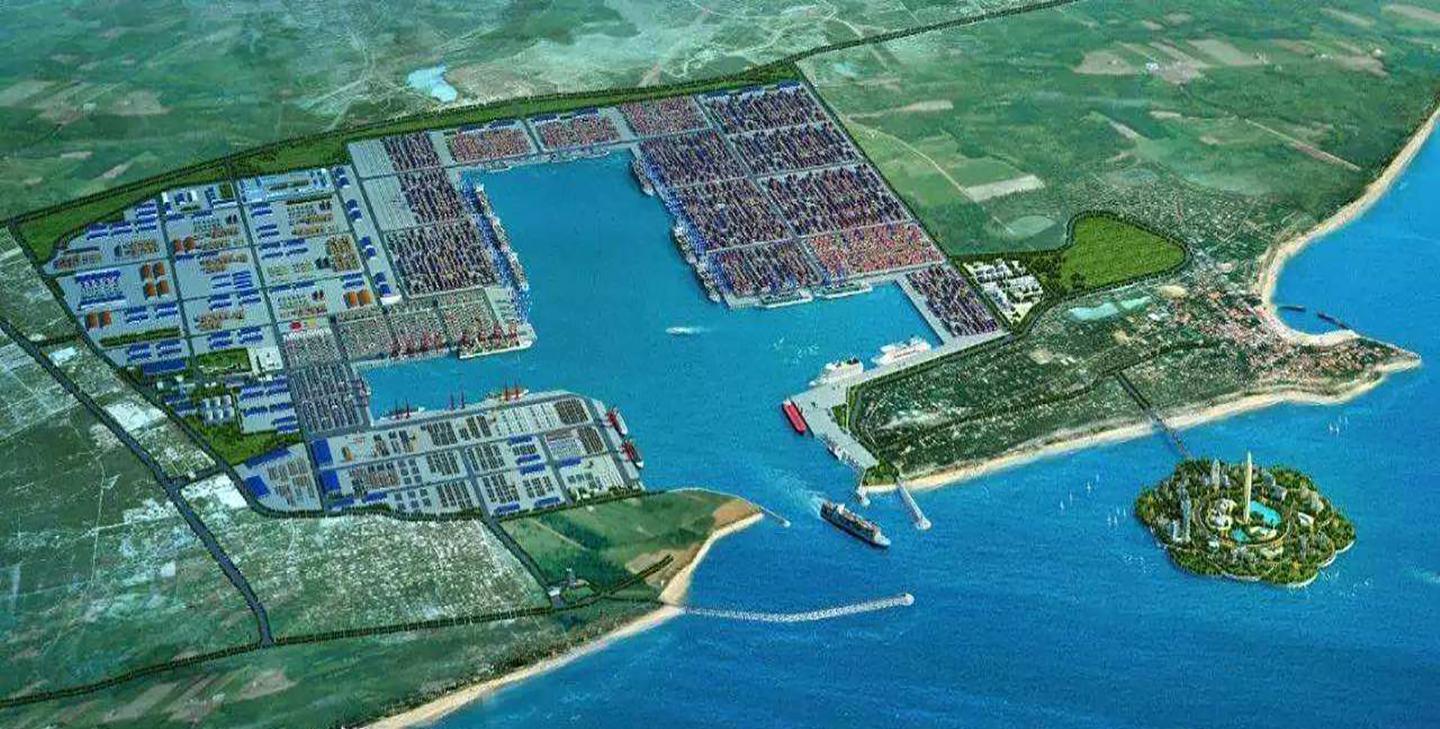 斥资14亿！造出269万平米领土：其中一半供中国独享，99年随便用