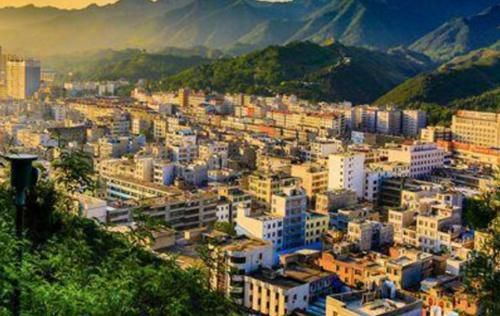  【买房】农民用“所有积蓄”到县城买房，到底值不值呢？