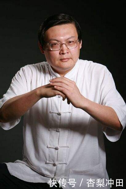 梁宏达回应被封杀传闻，直言造谣者智商欠费瞎了眼！