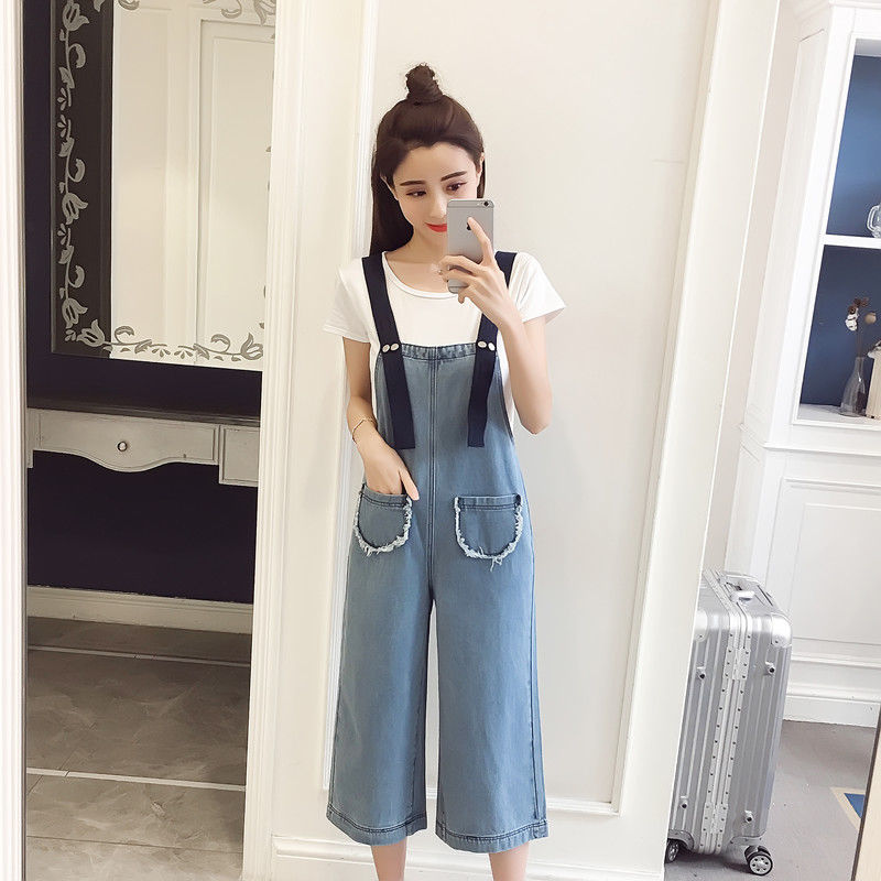 黑色紧身裤太普通啦!今年新款牛仔裤才是体现你个性的神器啊