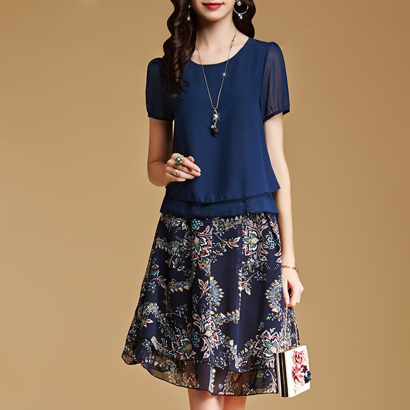 谁说丰满女人不好穿衣?学下面女人这样穿,美的倾国倾城